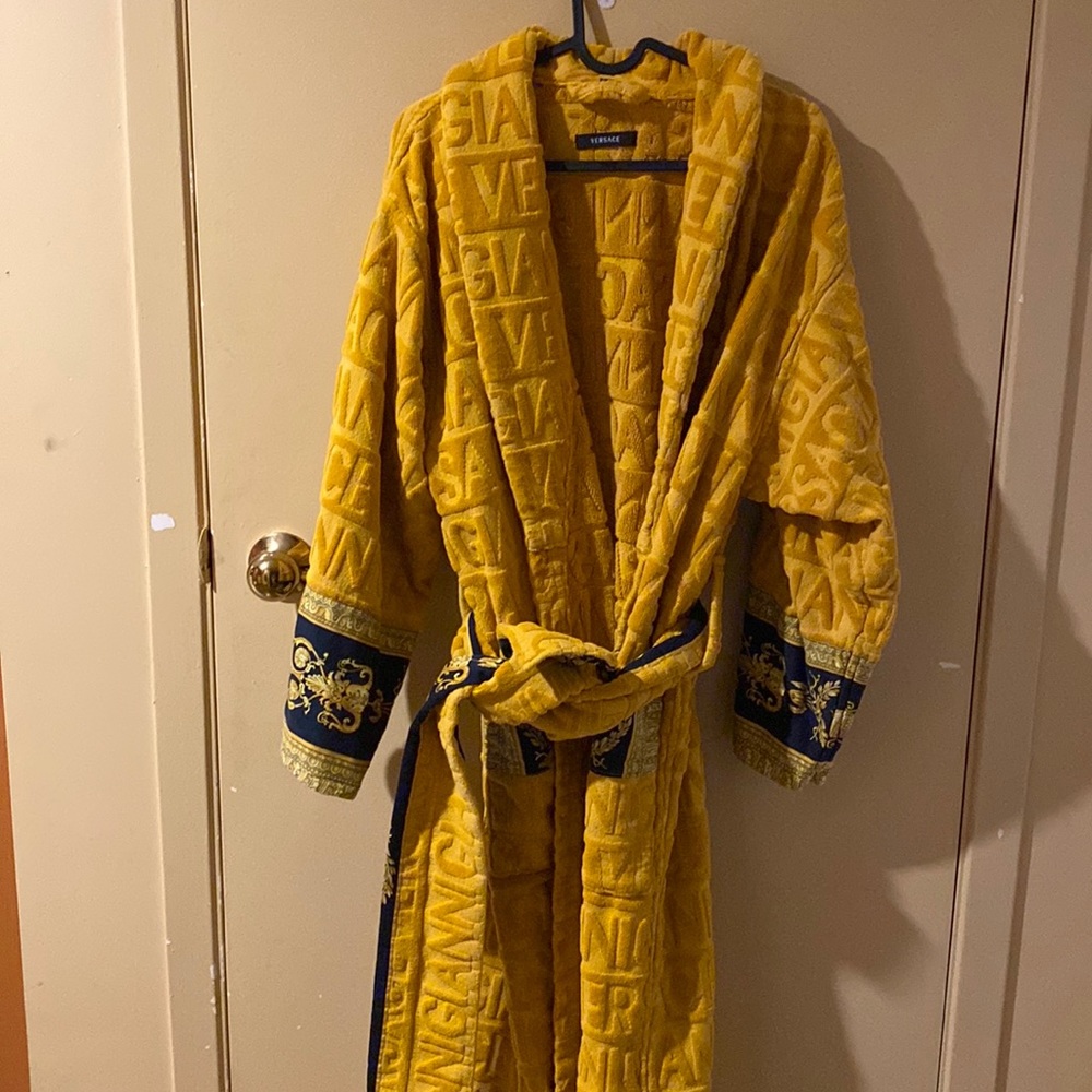 AUTHENTIC Versace robe